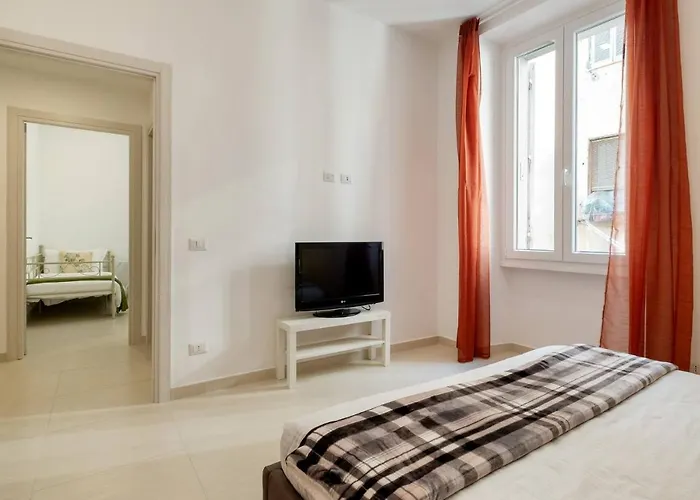 Iflat Lovely And Bright 2 Bed Flat Near Termini *